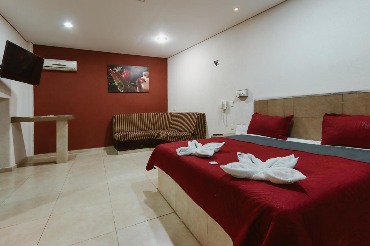 Auto Hotel Las Maravillas Santa Cruz Xoxocotlan Екстер'єр фото