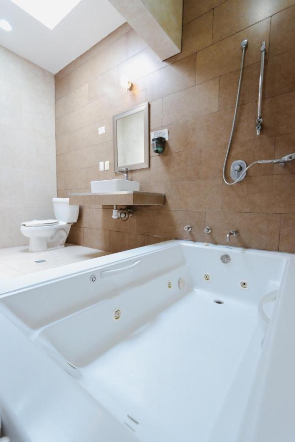 Auto Hotel Las Maravillas Santa Cruz Xoxocotlan Екстер'єр фото